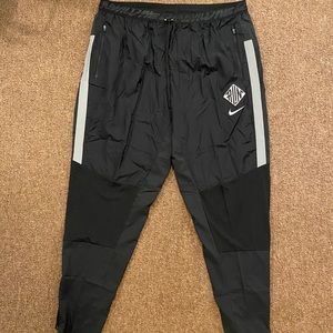 Nike Men’s Running Pants